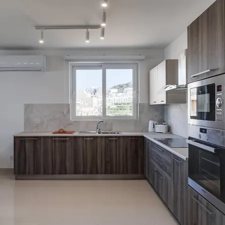 9Ten11 Seafront By Homely Mellieha Exterior photo